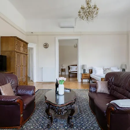 Vintage Build 2 Bedroom 2 Bathroom 부다페스트