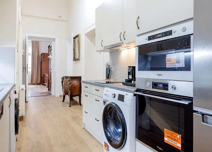 شقة Vintage Build 2 Bedroom 2 Bathroom