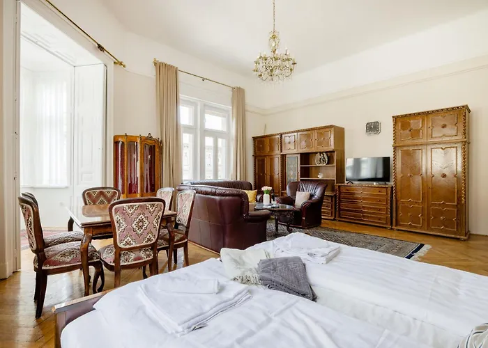 Appartement Vintage Build 2 Bedroom 2 Bathroom Budapest