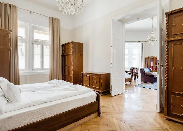 Vintage Build 2 Bedroom 2 Bathroom * Budapest