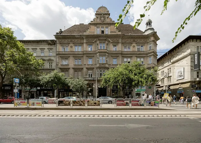 Vintage Build 2 Bedroom 2 Bathroom Appartement Budapest